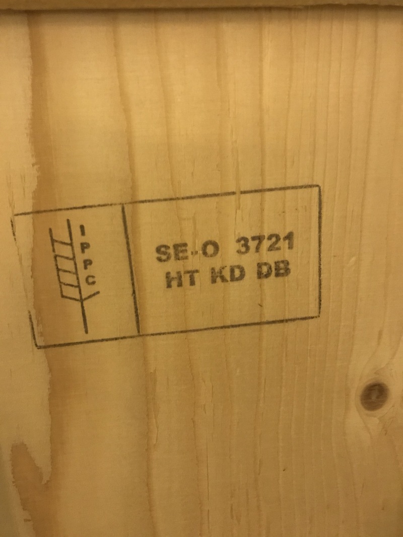 Utställning USA!? Transportboxar.