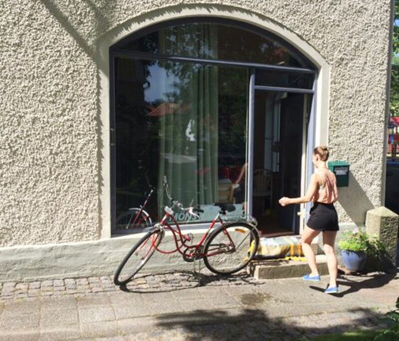 Studio ledig 1 år, låg hyra