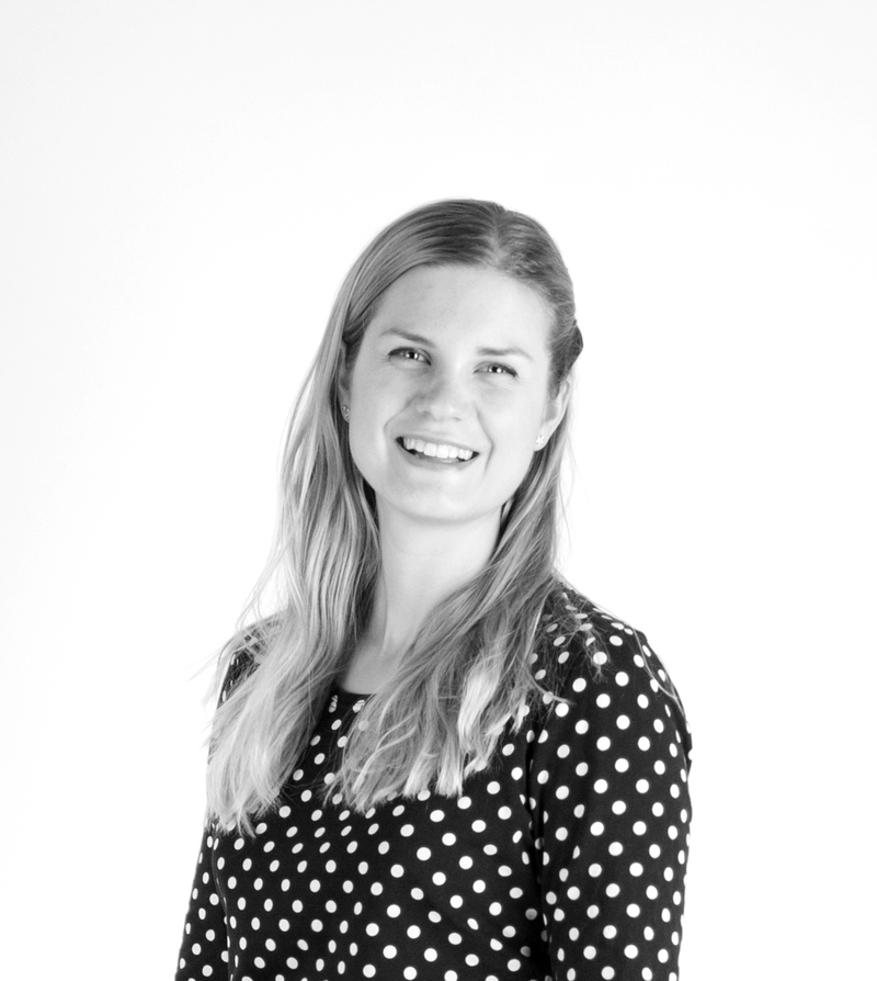 Entreprenöriell designer med bredd slänger ut krokarna