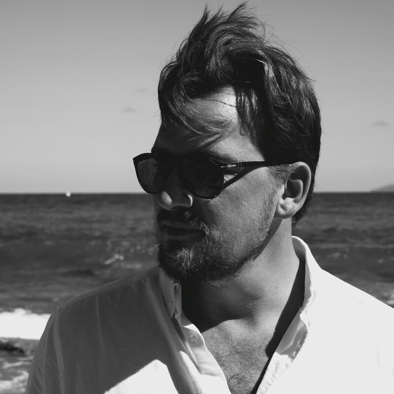 Hej vad gör du Staffan Holm?